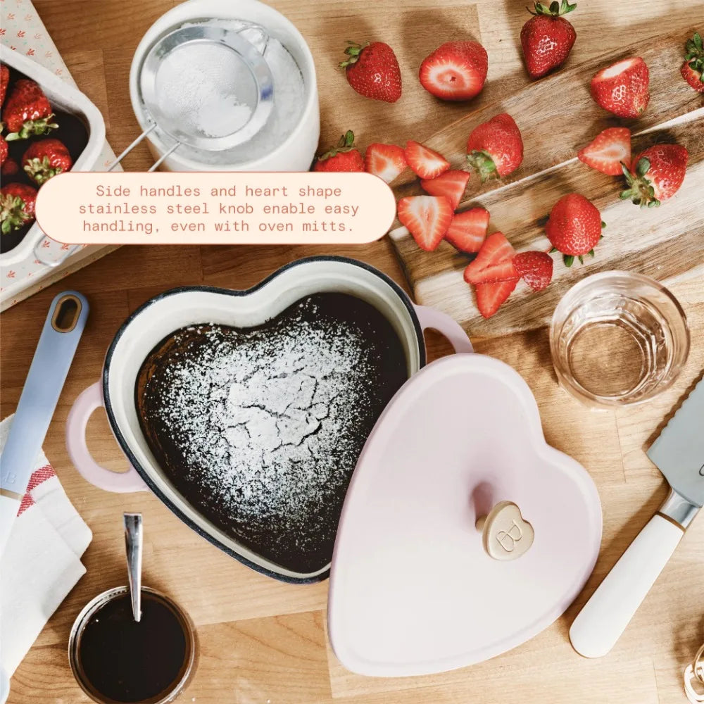 Beautiful 2QT Cast Iron Heart Dutch Oven